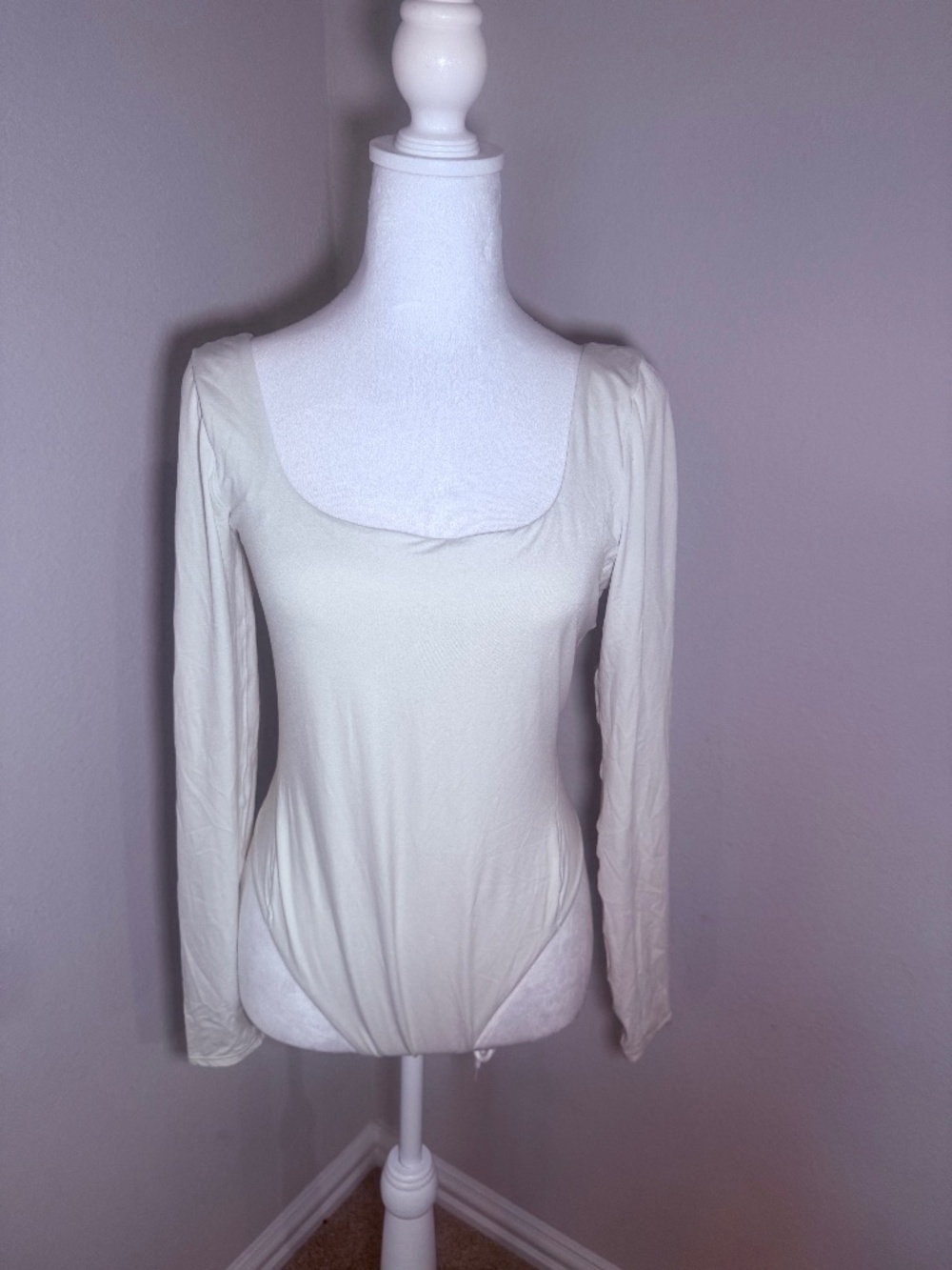 Lululemon Bodysuit White Size L